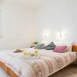 Lily\'S Apartments
