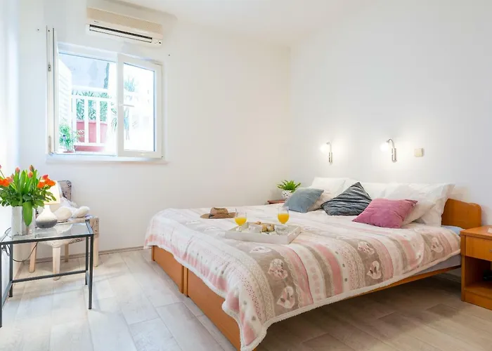Lily\'S Apartments